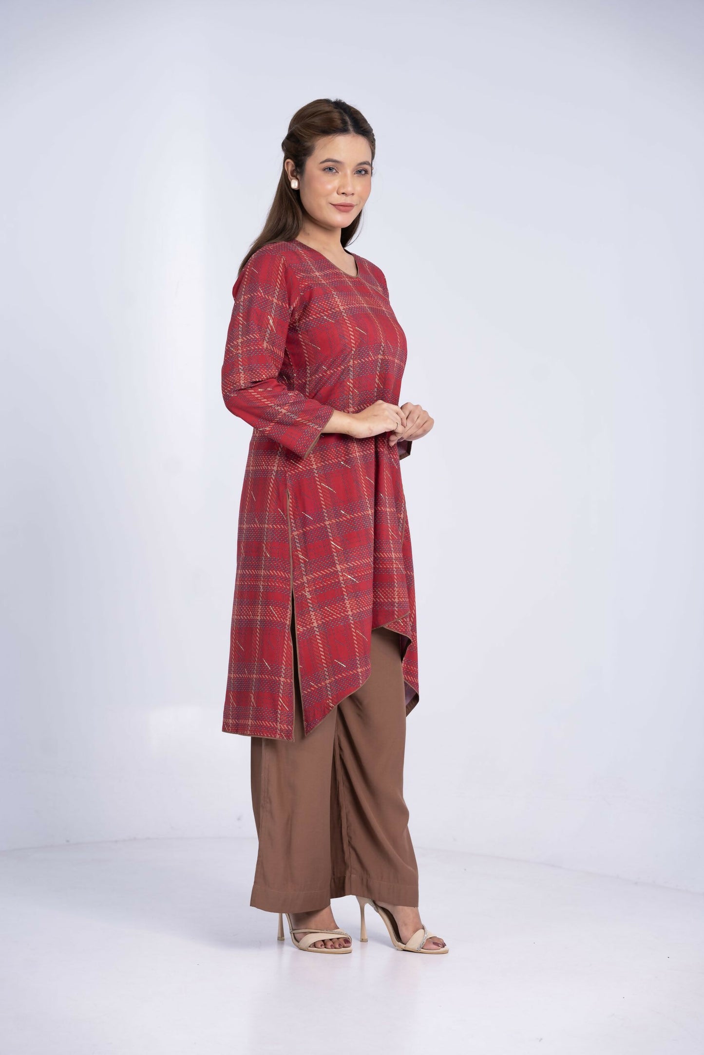 DZ25L0029-RED-D-scaled