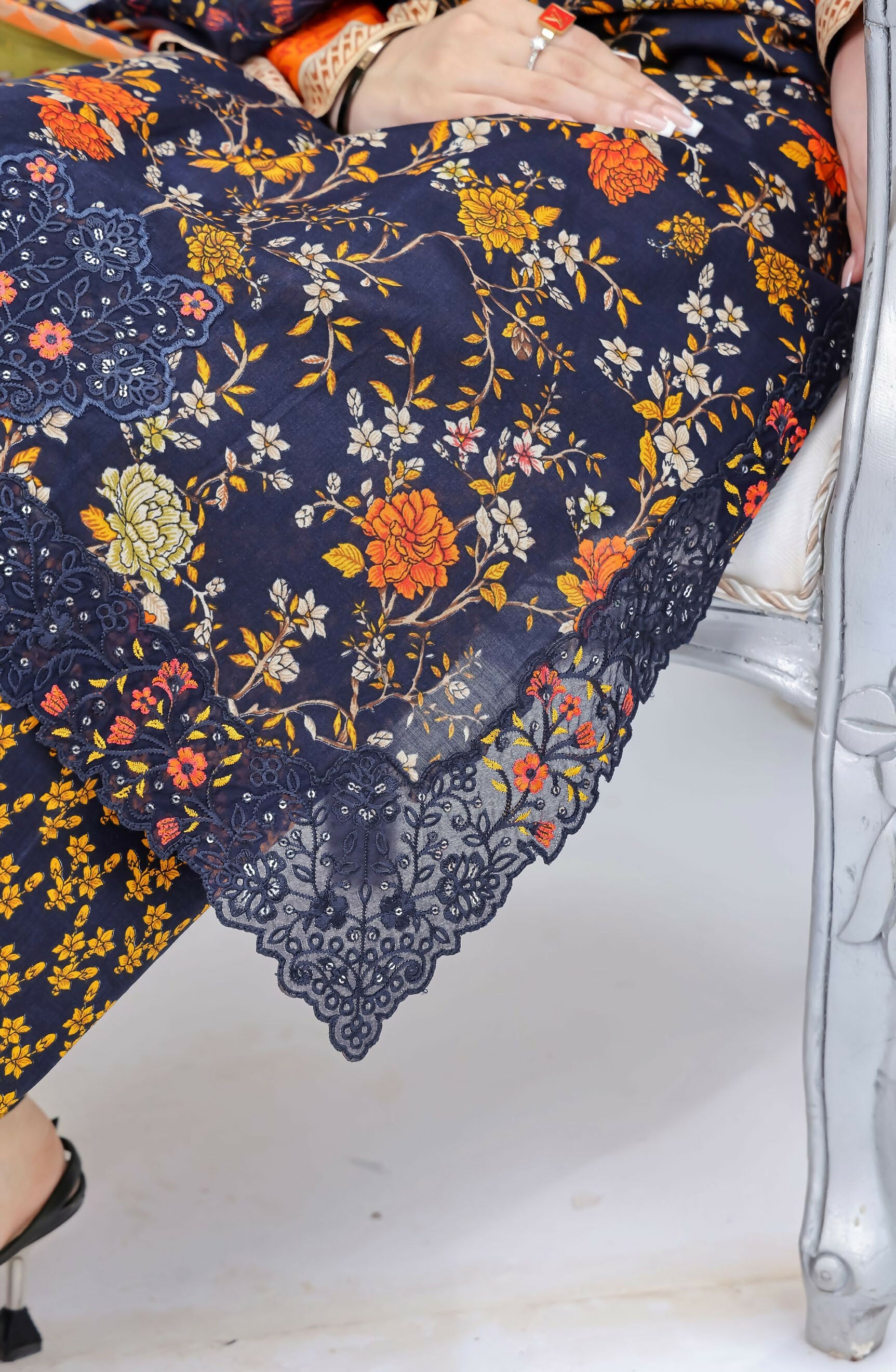 SABA Chicken kari With same print handbags complementary-1.pdf-image-075
