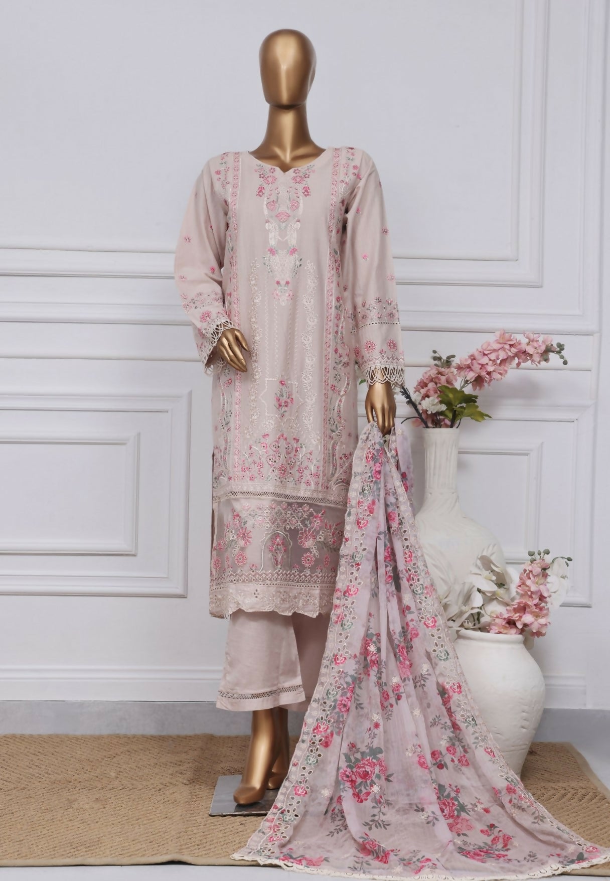 SADABAHAR -Luxury Embroidered Spring Collection_250115_184728_page-0013