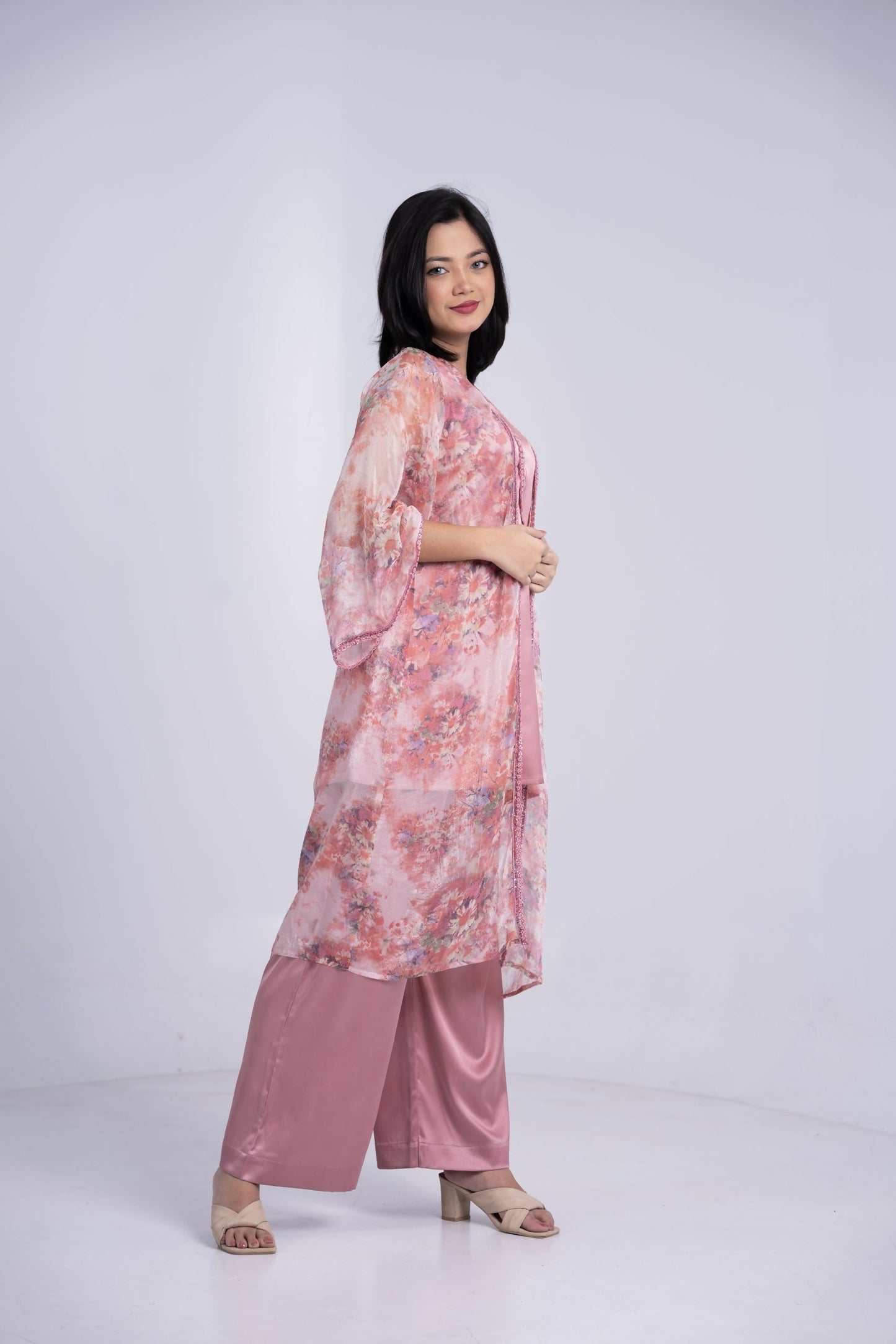 DZ25L0028-PINK-AOP-D-scaled