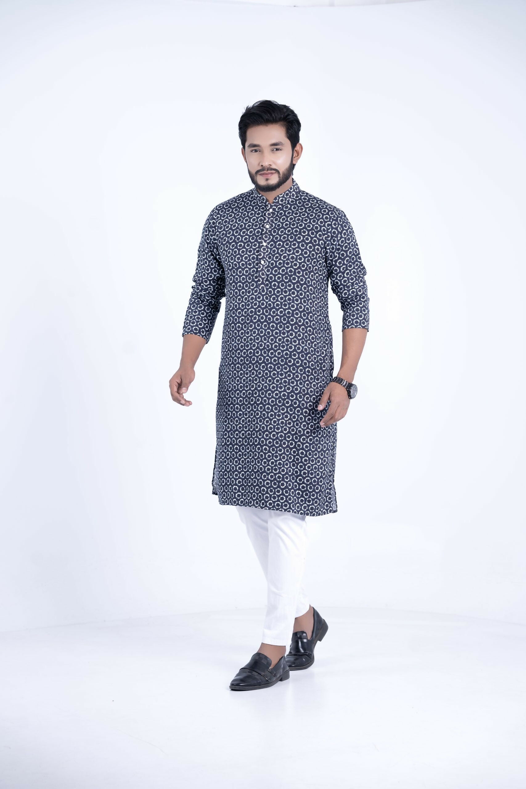 DZ25M0021-BLACK-E-scaled