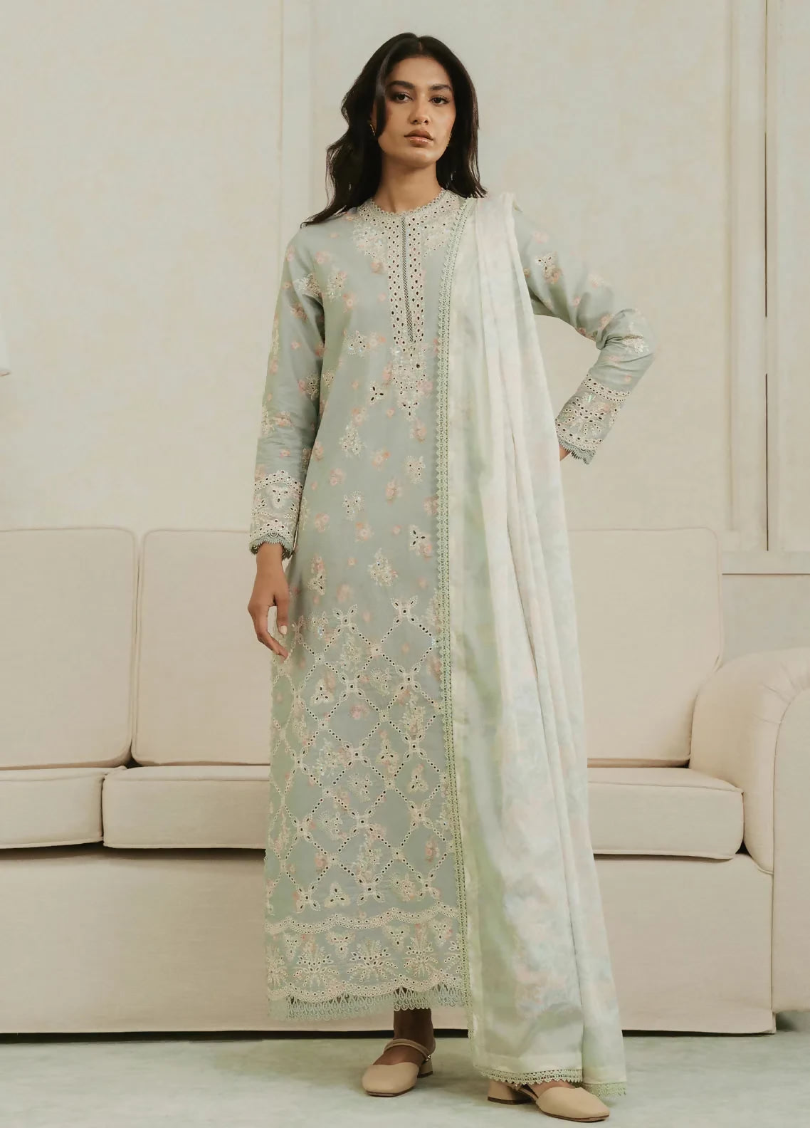 amore-by-ayzel-embroidered-lawn-suit-unstitched-3-piece-aaf25as-d-02-bliss-summer-collection_1