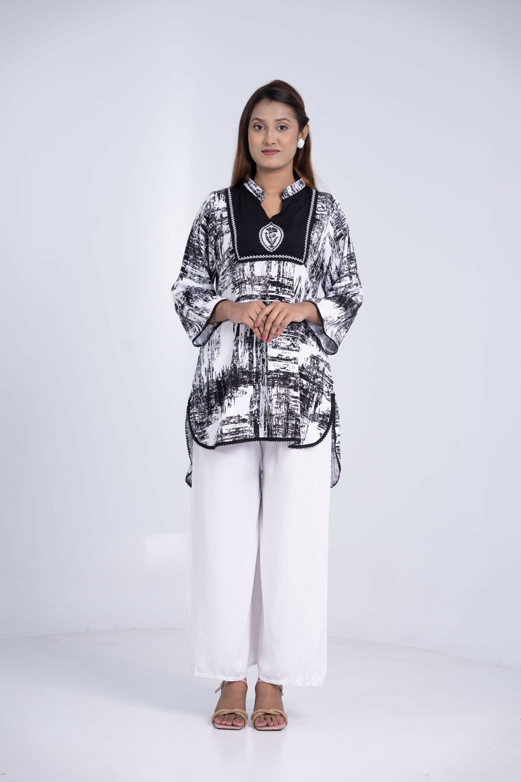 DZ25L0018-WHITE-D-scaled