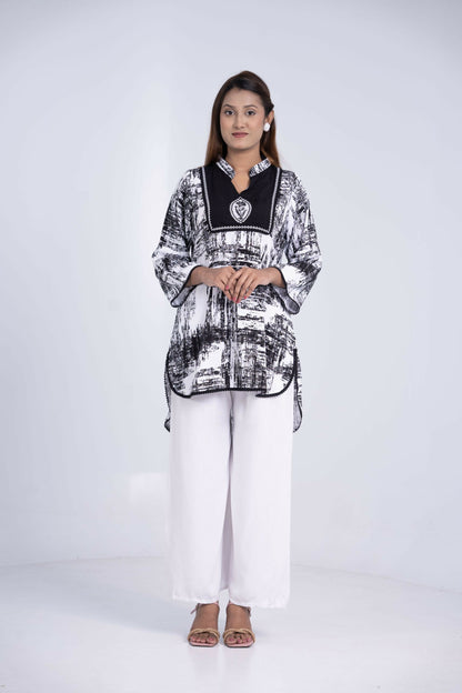 DZ25L0018-WHITE-D-scaled
