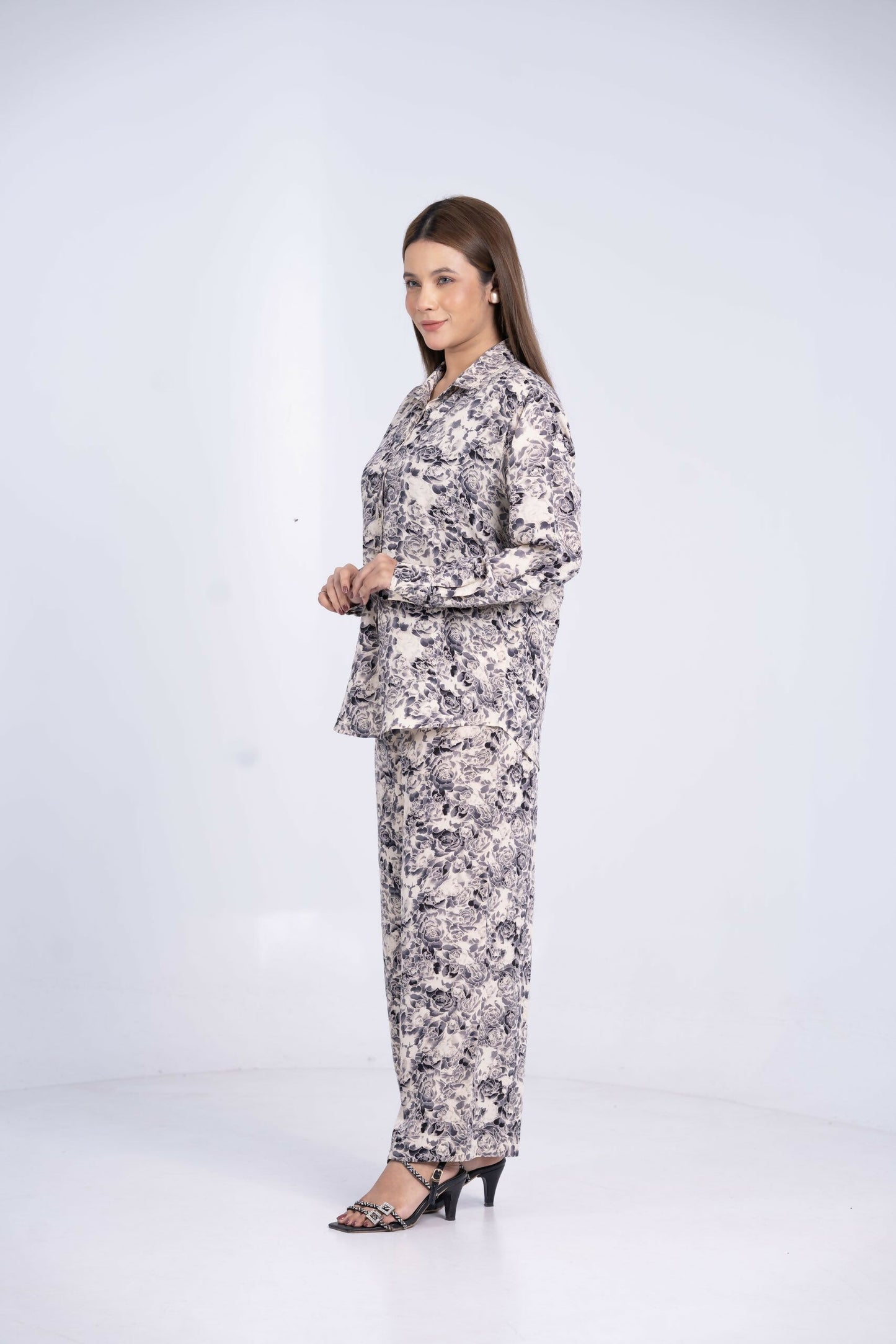 DZ25L0026-WHITE-C-scaled
