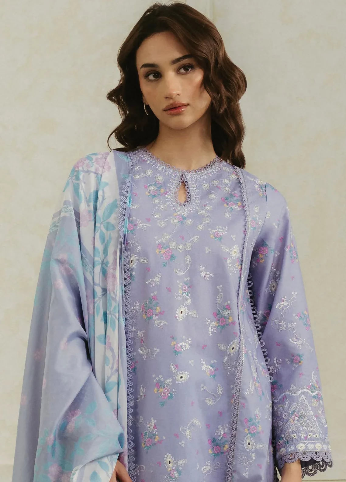 amore-by-ayzel-embroidered-lawn-suit-unstitched-3-piece-aaf25as-d-05-auburn-summer-collection_4