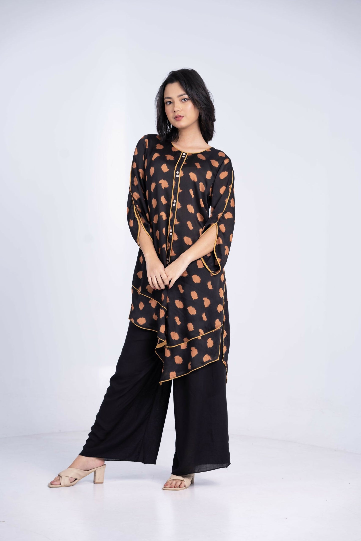 DZ25L0024-Black-A-scaled