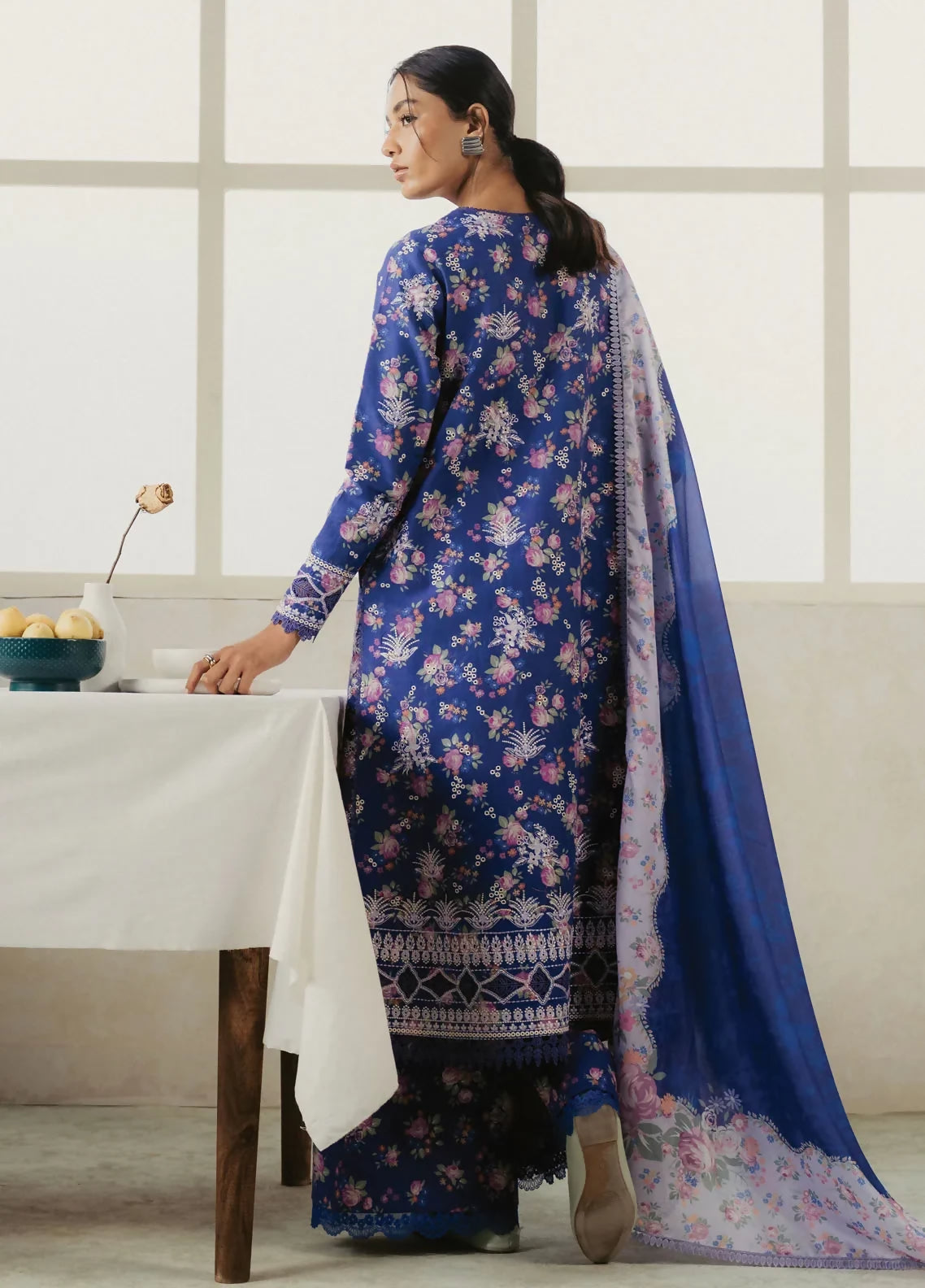 amore-by-ayzel-embroidered-lawn-suit-unstitched-3-piece-aaf25as-d-09-celete-summer-collection_2