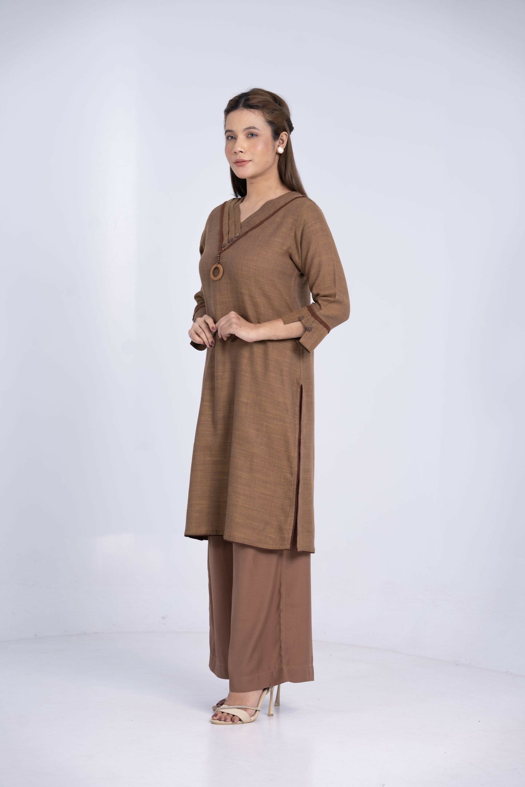 DZ25L009-BROWN-C-scaled
