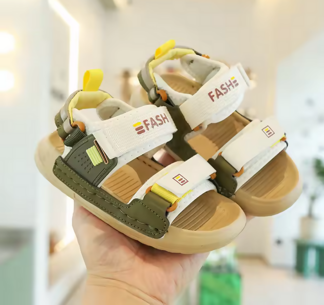 Screenshot 2025-05-08 at 14-44-40 Sandalias antideslizantes para niños y niñas zapatillas de moda zapatos de playa al aire libre Calzado cómodo de verano 2023 - AliExpress